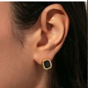 NWT Uncommon James Gold and Black Haute Gem Stud Earrings